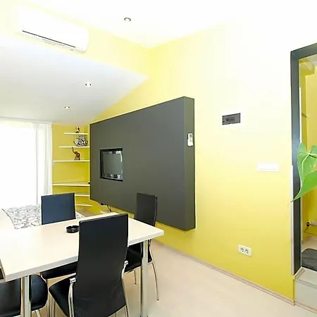 Hotel 1623